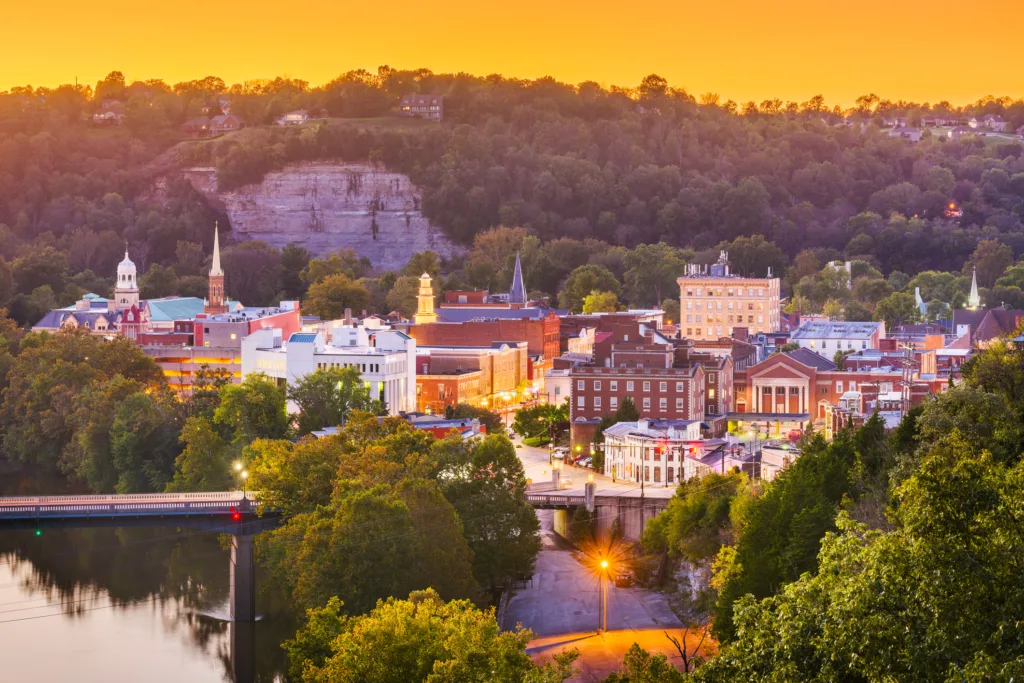 photo of Franfort Kentucky on a beautiful summer afternoon