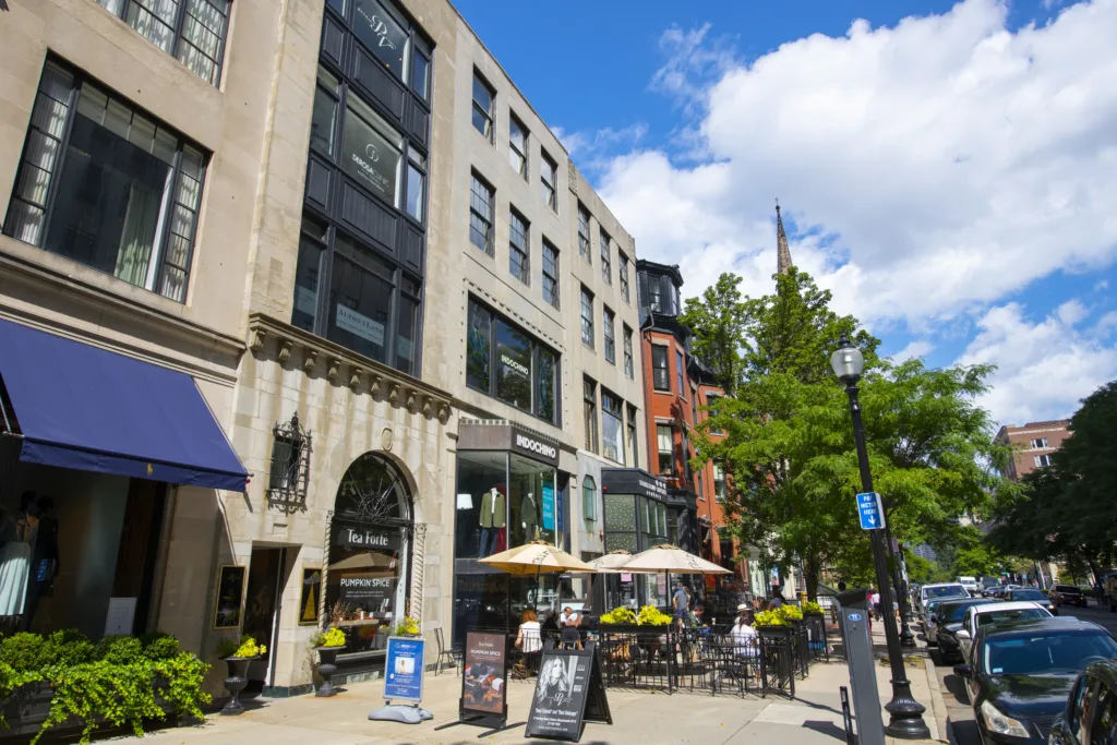 Historic commercial buildings on 85 Newbury Street at Clarendon Street in Back Bay, Boston, Massachusetts MA, USA.